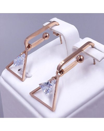 Сережки-гвоздики Stainless Steel. Сталь. Позолота ЧВ. Довжина: 33 мм. Ширина: 15 мм.