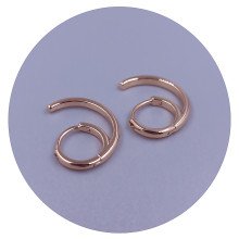 Сережки XР. Позолота 18К. Довжина: 17 мм. Ширина: 2 мм.