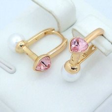 Сережки ХР. Позолота 18К. Камені: Swarovski рожевого кольору та перли. Довжина: 16 мм, ширина: 18 мм