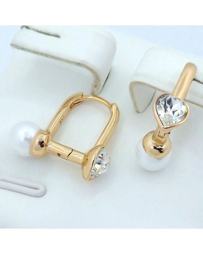 Сережки ХР. Позолота 18К. Камені: Swarovski білого кольору та перли. Довжина: 16 мм, ширина: 18 мм