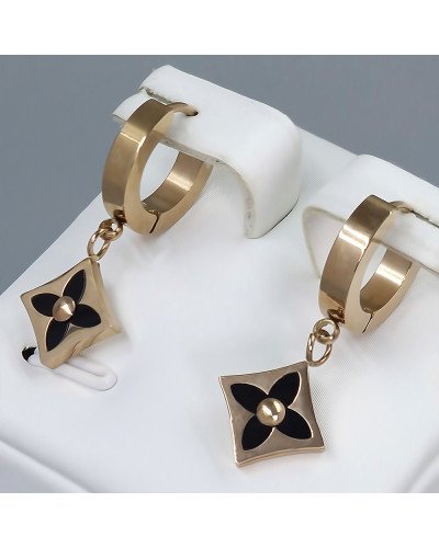 Сережки Stainless Steel. Сталь. Позолота ЧВ. Довжина: 28 мм. Ширина: 11 мм.