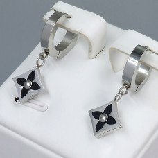 Сережки Stainless Steel. Сталь. Родій. Довжина: 28 мм. Ширина: 11 мм.