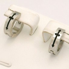 Сережки Stainless Steel із чорною емаллю. Сталь. Родій. Діаметр: 12 мм. Ширина: 5 мм.