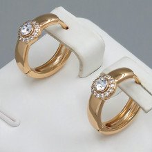 Сережки ХР. Позолота 18К. Камені: білий циркон. Діаметр: 15 мм. Ширина: 3 мм.
