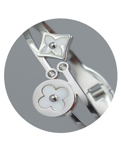 Жорсткий браслет Stainless Steel з емаллю. Родій. Сталь. Камені: білий циркон. Діаметр: 62 мм. Ширина: 23 мм.