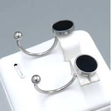 Сережки-гвоздики Stainless Steel із чорною емаллю. Сталь. Родій. Довжина: 26 мм. Ширина: 10 мм.
