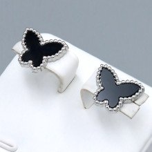 Сережки-гвоздики Stainless Steel з емаллю. Сталь. Родій. Довжина: 11 мм. Ширина: 13 мм.