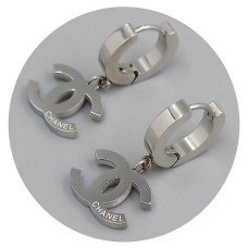 Сережки Stainless Steel. Сталь. Родій. Довжина: 27 мм. Ширина: 13 мм.