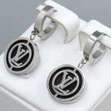 Сережки Stainless Steel з чорною емаллю. Сталь. Родій. Довжина: 31 мм. Ширина: 3 мм.