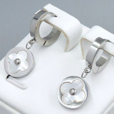 Сережки Stainless Steel з емаллю. Сталь. Родій. Довжина: 28 мм. Ширина: 3 мм.