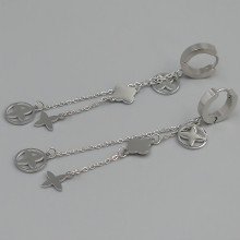 Сережки Stainless Steel. Сталь. Родій. Довжина: 75 мм. Ширина: 9 мм.