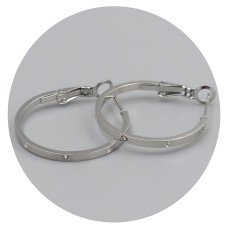 Сережки Stainless Steel. Сталь. Родій. Камені: білий циркон. Діаметр: 26 мм. Ширина: 1,8 мм.