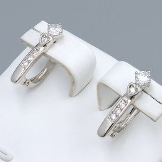 Сережки ХР. Родій. Камені: білий циркон. Довжина: 18 мм. Ширина: 4 мм.