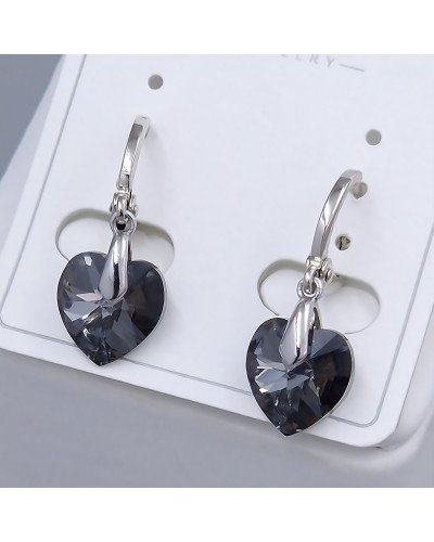 Сережки ХР. Родій. Камені: Swarovski. Довжина: 25 мм. Ширина: 10 мм.