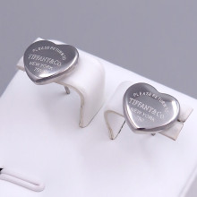 Сережки-гвоздики Stainless Steel. Сталь. Родій. Довжина: 11 мм. Ширина: 12 мм.