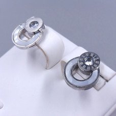 Сережки-гвоздики Stainless Steel з білою емаллю. Сталь. Родій. Довжина: 13 мм. Ширина: 11 мм.