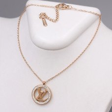 Ланцюжок із кулоном Stainless Steel. Сталь. Позолота ЧВ. Камені: циркон. Довжина ланцюжка: 40-45 см.