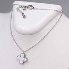 Ланцюжок із двостороннім кулоном Stainless Steel з білою емаллю. Сталь. Родій. Довжина ланцюжка: 40-45 см.