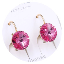 Сережки XР. Позолота 18К. Камені: Swarovski рожевого кольору. Довжина: 18 мм. Ширина: 11 мм.