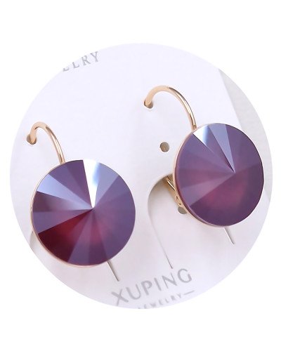 Сережки XР. Позолота 18К. Камені: Swarovski бордового кольору. Довжина: 22 мм. Ширина: 14 мм.