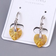 Сережки ХР. Родій. Камені: Swarovski. Довжина: 25 мм. Ширина: 10 мм.
