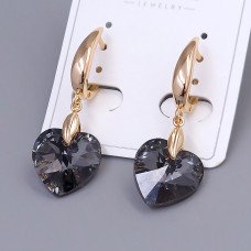 Сережки XР. Позолота 18К. Камені: Swarovski чорного кольору. Довжина: 40 мм. Ширина: 14 мм.