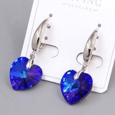 Сережки ХР. Родій. Камені: Swarovski синьо-фіолетового кольору. Довжина: 36 мм. Ширина: 13 мм.