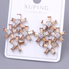Сережки-гвоздики XР. Родій. Камені: білий та бежевий циркон. Довжина: 26 мм. Ширина: 23 мм.