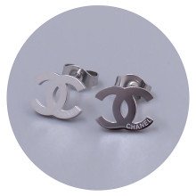 Сережки-гвоздики Stainless Steel. Сталь. Родій. Довжина: 8 мм. Ширина: 10 мм.