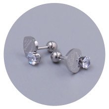 Сережки-гвоздики Stainless Steel. Сталь. Родій. Камені: білий циркон. Довжина: 11 мм. Ширина: 8 мм.