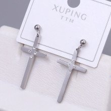Сережки-гвоздики Stainless Steel. Сталь. Родій. Камені: білий циркон. Довжина: 29 мм. Ширина: 13 мм.