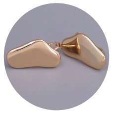 Сережки ХР. Позолота 18К. Довжина: 18 мм. Ширина: 10 мм.
