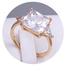Каблучка XР. Позолота 18К. Камені: циркон. Є: 18р
