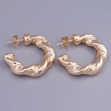Сережки-гвоздики ХР. Позолота 18К. Діаметр: 32 мм. Ширина: 8 мм.