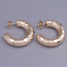 Сережки-гвоздики ХР. Позолота 18К. Діаметр: 31 мм. Ширина: 7 мм.