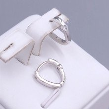 Сережки ХР. Родій. Камені: білий циркон. Довжина: 12 мм. Ширина: 3 мм.