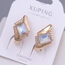 Сережки XР. Позолота 18К. Камені: Swarovski білого кольору та циркон. Довжина: 20 мм. Ширина: 12 мм.