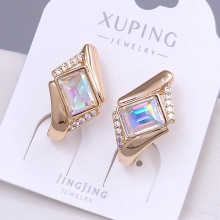 Сережки XР. Позолота 18К. Камені: Swarovski бензинового кольору та циркон. Довжина: 20 мм. Ширина: 12 мм.