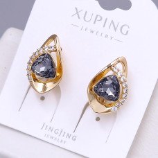 Сережки XР. Позолота 18К. Камені: Swarovski чорного кольору та циркон. Довжина: 17 мм. Ширина: 11 мм.