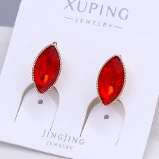 Сережки XР. Позолота 18К. Камені: Swarovski червоного кольору. Довжина: 16 мм. Ширина: 8 мм.
