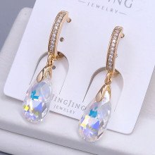Сережки XР. Позолота 18К. Камені: Swarovski бензинового кольору та циркон. Довжина: 36 мм. Ширина: 9 мм