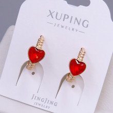 Сережки XР. Позолота 18К. Камені: Swarovski червоного кольору. Діаметр: 15 мм. Ширина: 6 мм