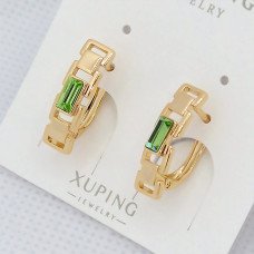 Сережки XР. Позолота 18К. Камені: Swarovski зеленого кольору. Довжина: 18 мм. Ширина: 5 мм.