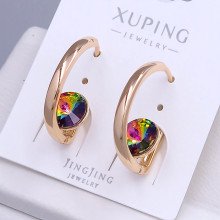 Сережки XР. Позолота 18К. Камені: містичний Swarovski. Довжина: 23 мм. Ширина: 9 мм.