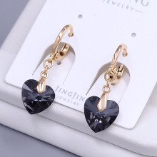 Сережки XР. Позолота 18К. Камені: Swarovski чорного кольору. Довжина: 22 мм. Ширина: 9 мм.
