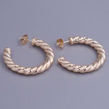 Сережки-гвоздики ХР. Позолота 18К. Діаметр: 36 мм. Ширина: 5 мм.