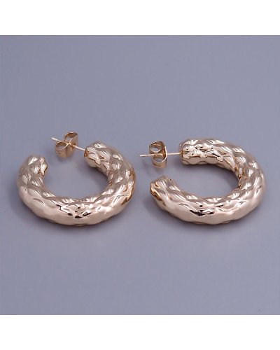 Сережки-гвоздики ХР. Позолота 18К. Діаметр: 31 мм. Ширина: 7 мм.