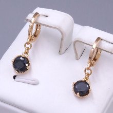Сережки ХР. Позолота 18К. Камені: циркон. Довжина: 24 мм. Ширина: 7 мм.