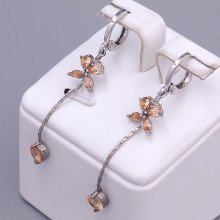 Сережки ХР. Родій. Камені: циркон. Довжина: 49 мм. Ширина: 7 мм.