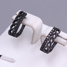 Сережки ХР. Позолота 18К із чорною емаллю. Камені: циркон. Довжина: 16 мм. Ширина: 5 мм.